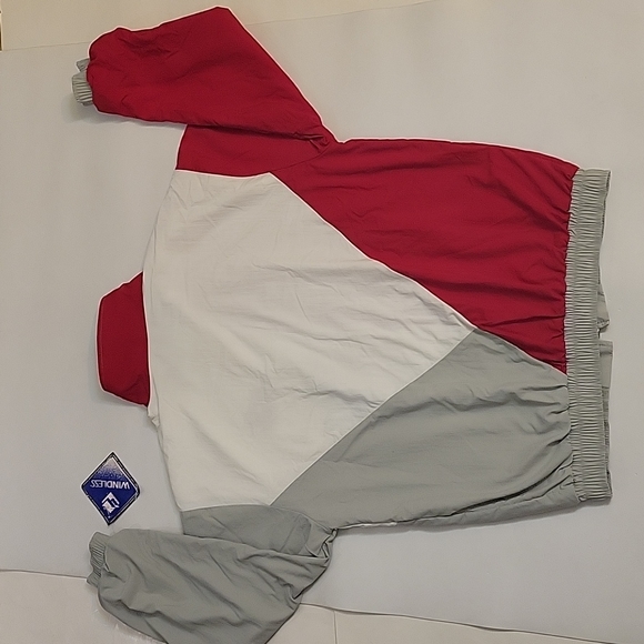 UNLV Rebels Windbreaker Vintage90s Football Foundation Member Made in USA M NEW - Picture 7 of 15